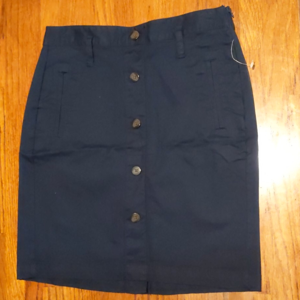 Old Navy Button Down Navy Skirt Size 4 NWT
